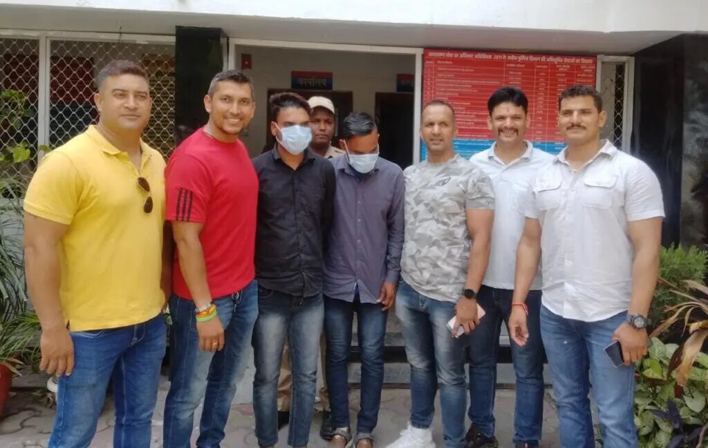 दो सगे भाई कर रहे थे हल्द्वानी में स्मैक सप्लाई, लाखों की स्मैक के साथ गिरफ्तार