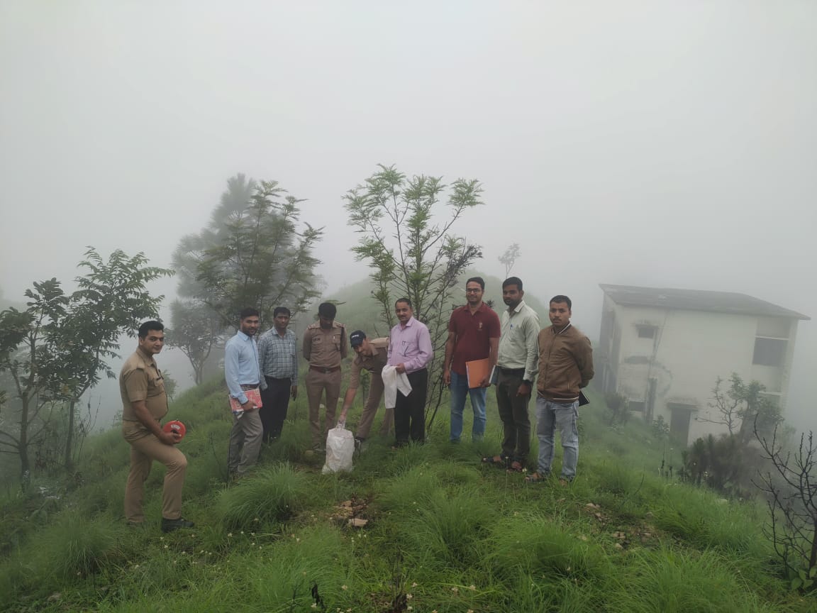 144 नाली भूमि पुलिस को सौंपी