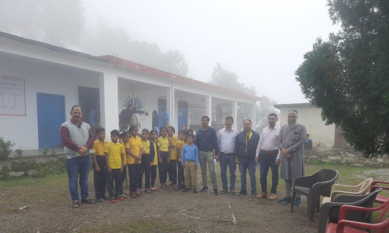 लंबी कूद आदि प्रतियोगिताएं में छात्र, छात्राओं ने दमखम दिखाया